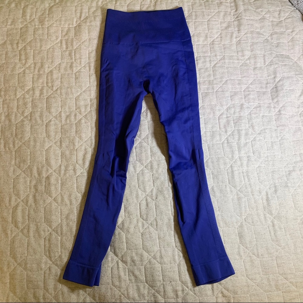 lululemon athletica blue leggings